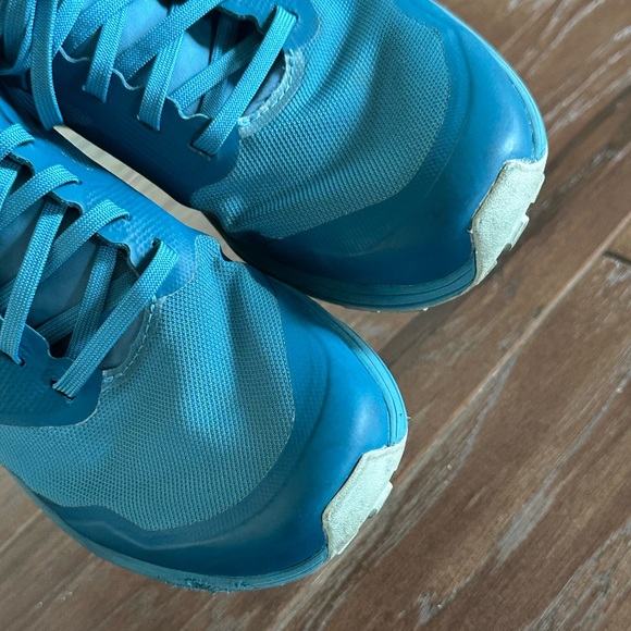 Women’s Arc'teryx Norvan LD 2  Turquoise Blue Lightweight Trail Shoes - Picture 3 of 9